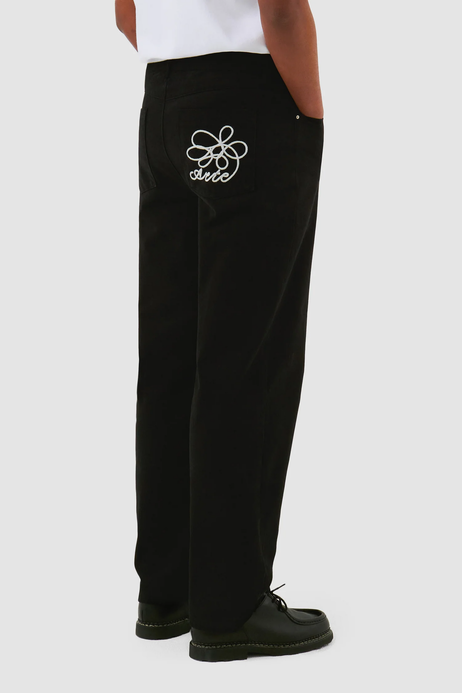 Pantalon Arte - Embroidery Pocket Pants (Black)