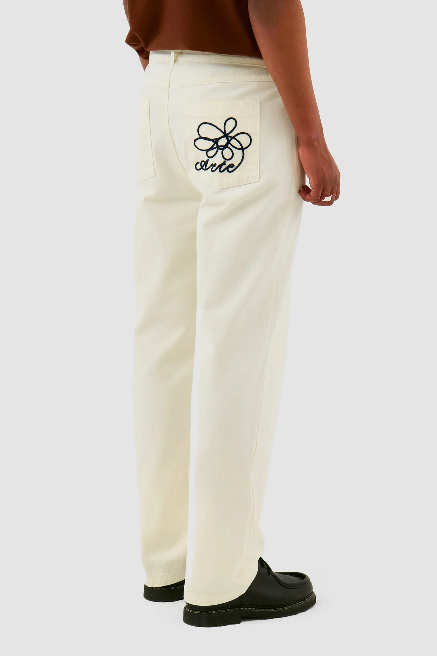 Pantalon Arte - Embroidery Pocket Pants (Cream)