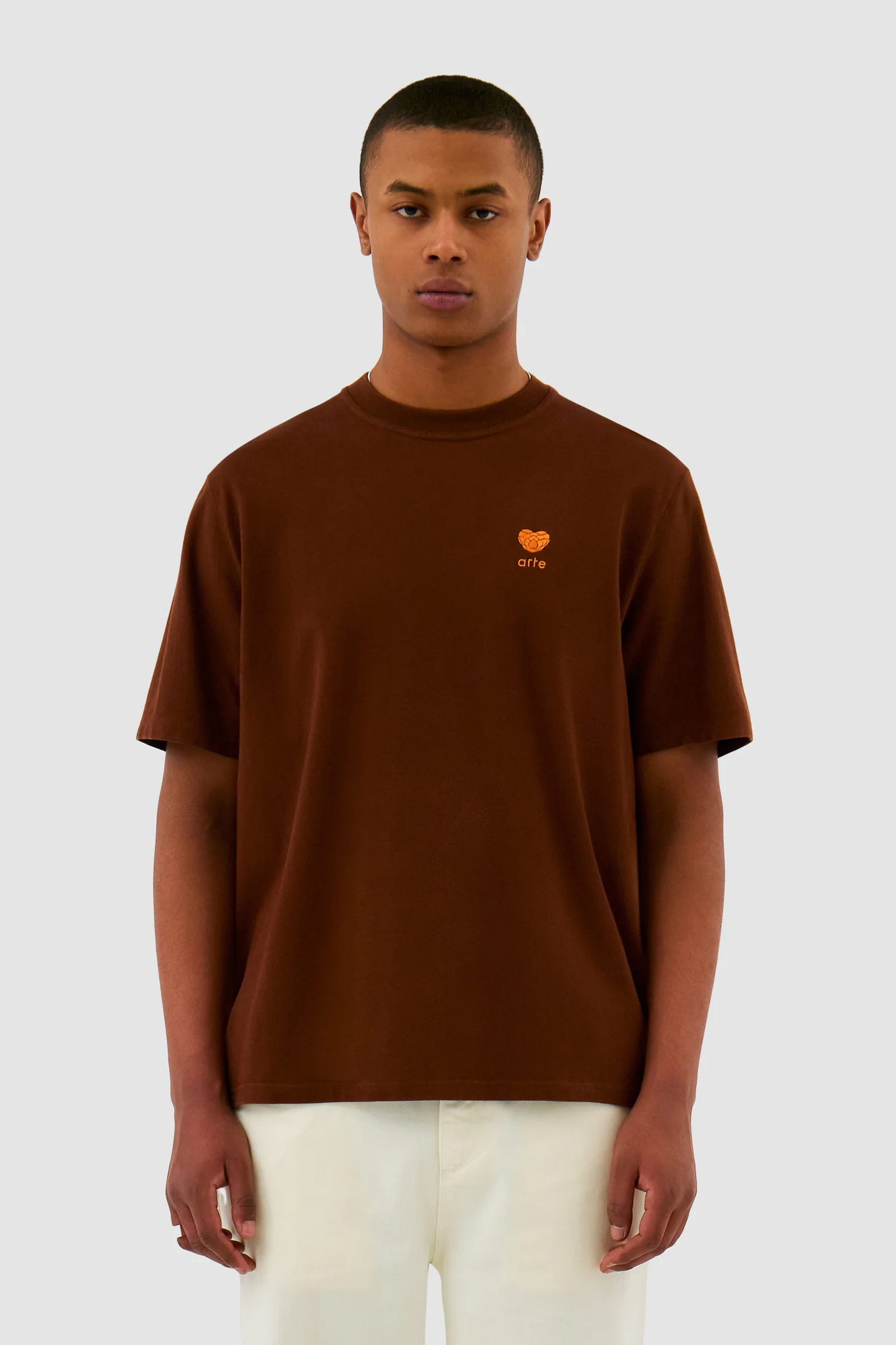 T-Shirt Arte - Heart Logo T-shirt (Brown)