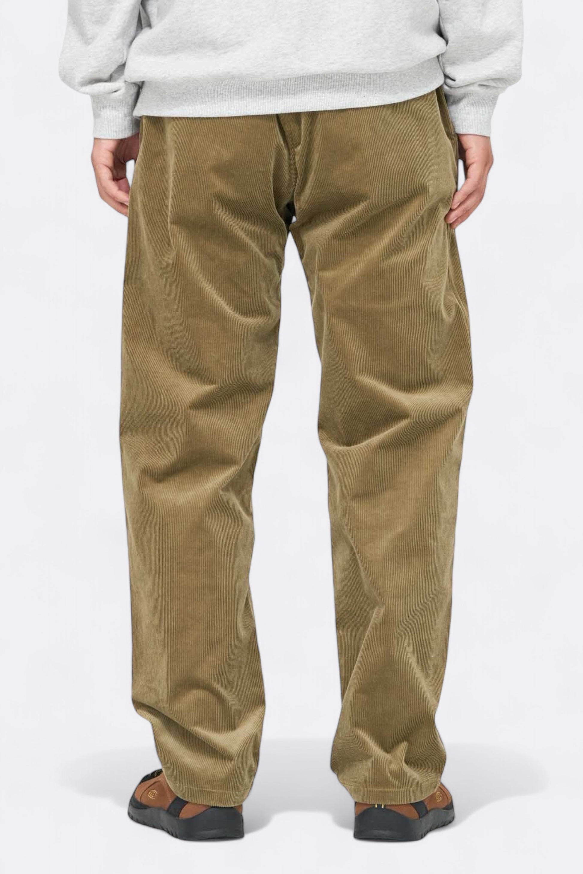 Pantalon en velours côtelé Gramicci - Corduroy Gramicci Pant (Olive Green)