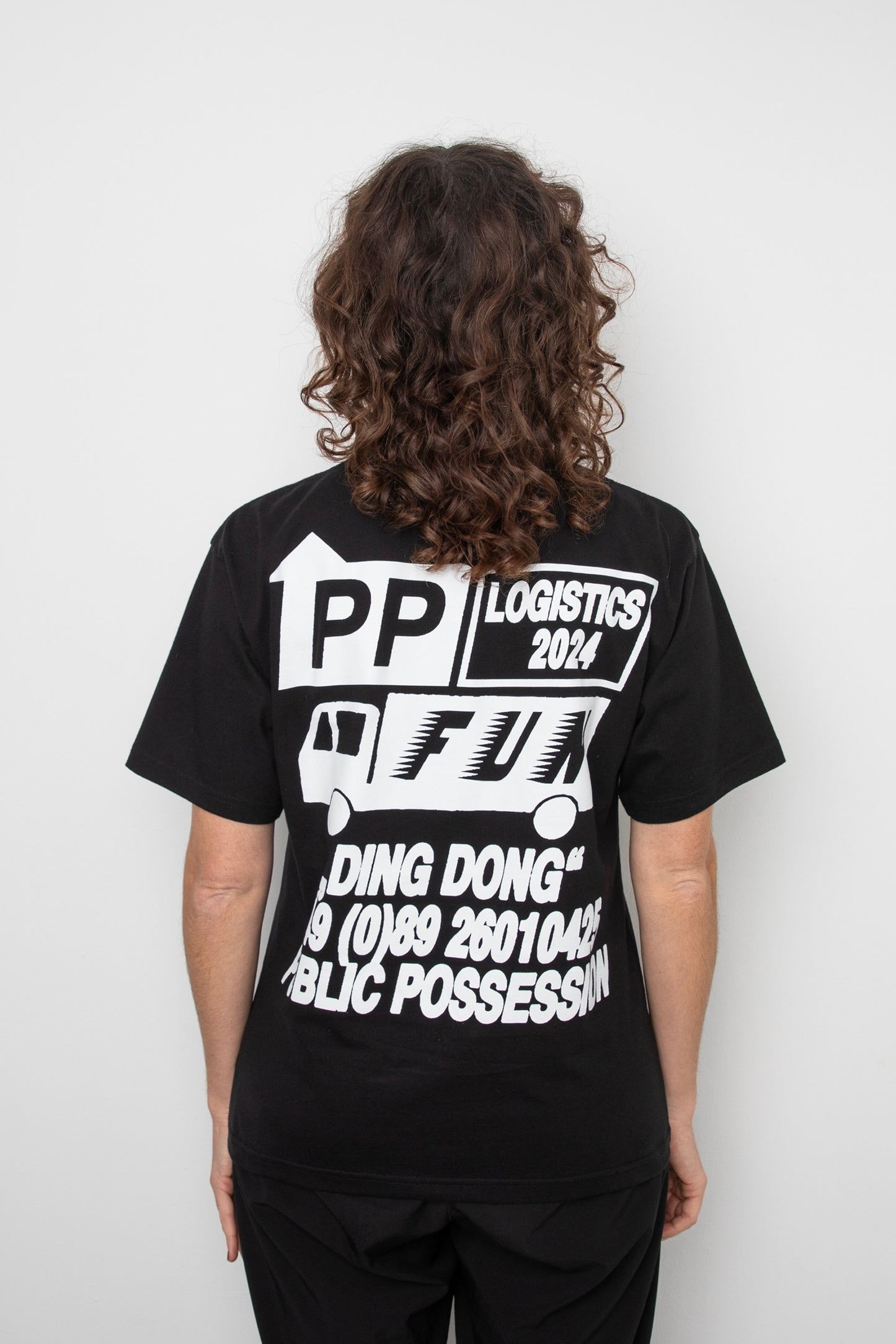 T-Shirt PUBLIC POSSESSION - P.P. Logistik T-Shirt (Anthracite Black)